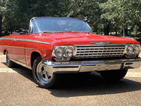 Image 2 of 15 of a 1962 CHEVROLET IMPALA SS