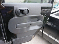 Image 12 of 16 of a 2010 JEEP WRANGLER UNLIMITED