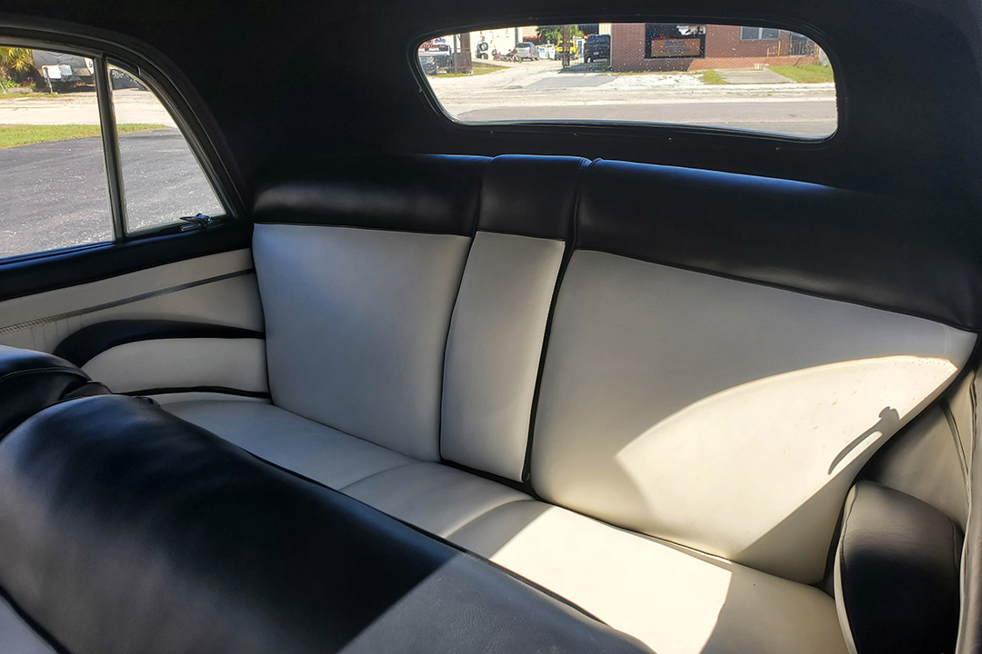 26th Image of a 1947 LINCOLN CONTINENTAL