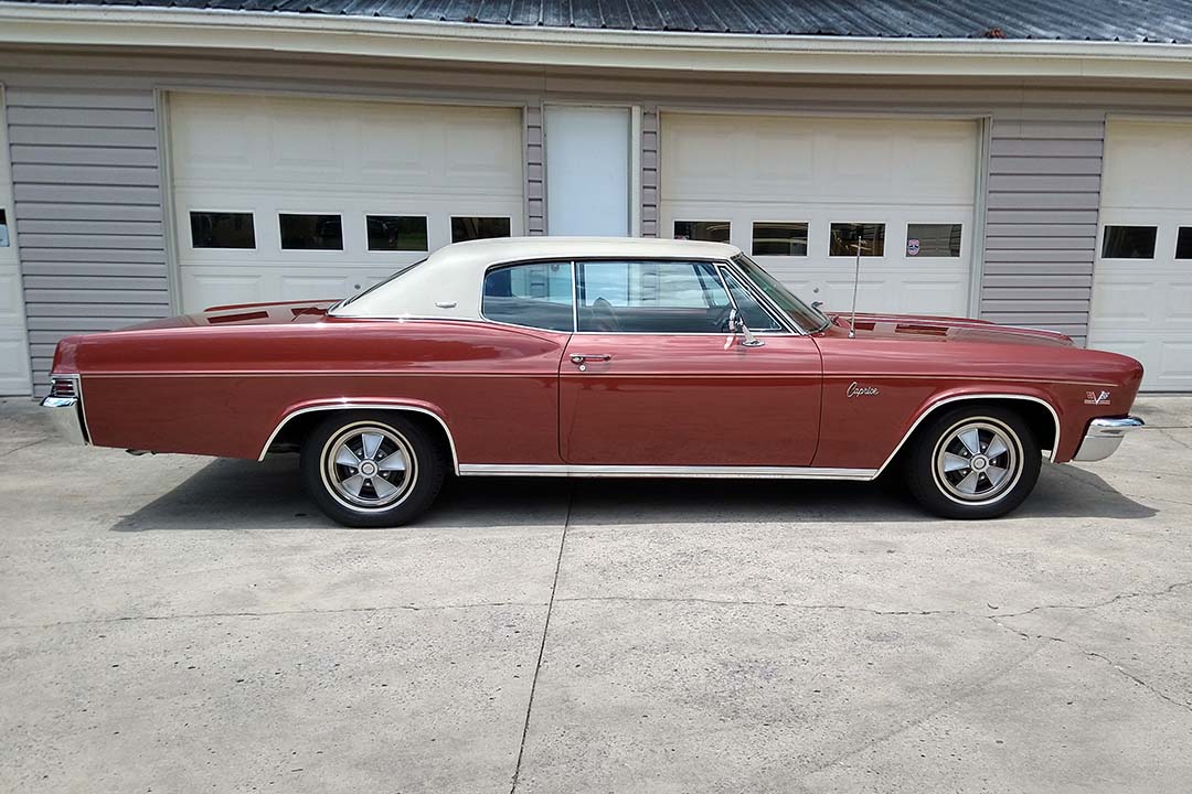 6th Image of a 1966 CHEVROLET CAPRICE