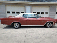 Image 6 of 24 of a 1966 CHEVROLET CAPRICE