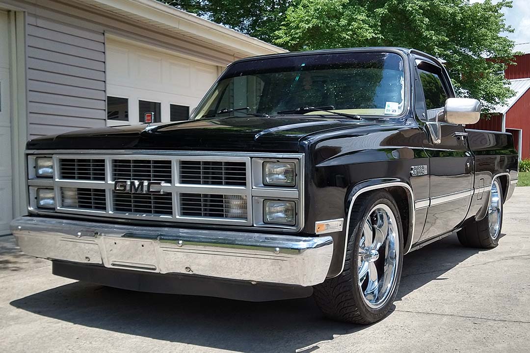 3rd Image of a 1984 GMC C1500