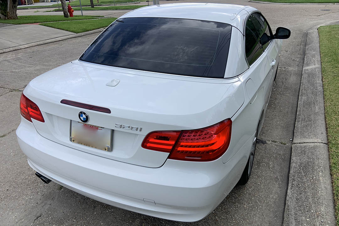 5th Image of a 2011 BMW 3 SERIES 328I
