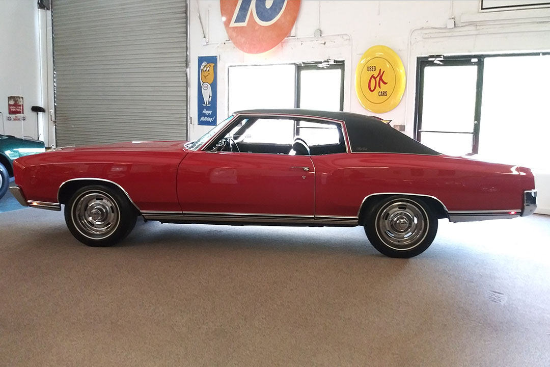 3rd Image of a 1971 CHEVROLET MONTE CARLO