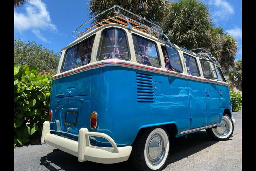 3rd Image of a 1970 VOLKSWAGEN BUS