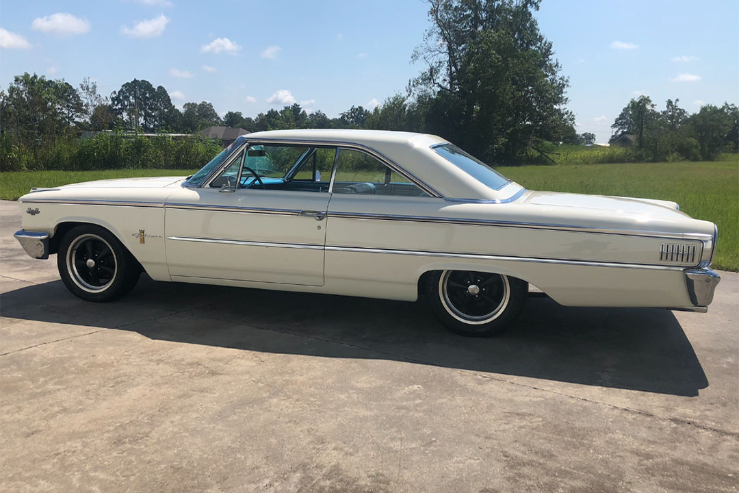 4th Image of a 1963 FORD GALAXIE