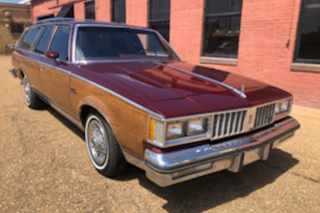 1st Image of a 1981 OLDSMOBILE CUTLASS