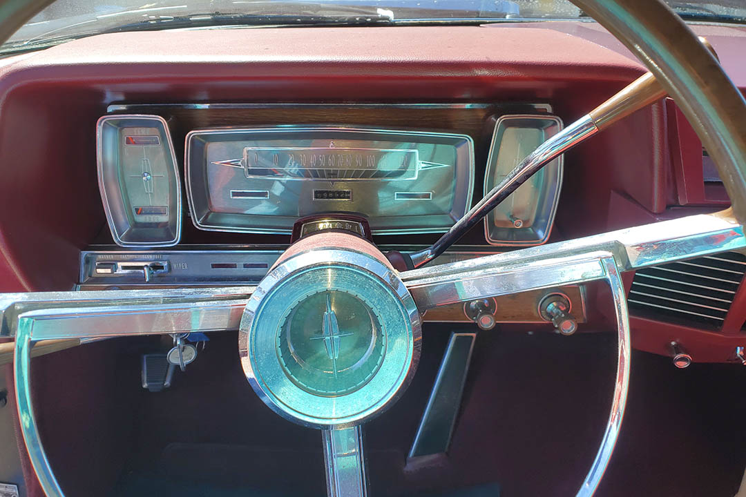 22nd Image of a 1962 LINCOLN CONTINENTAL