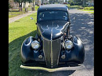 Image 3 of 8 of a 1936 FORD HUMPBACK