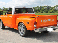 Image 4 of 14 of a 1972 CHEVROLET C10