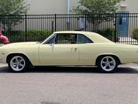 Image 5 of 10 of a 1966 CHEVROLET CHEVELLE