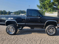 Image 2 of 7 of a 1995 CHEVROLET K1500