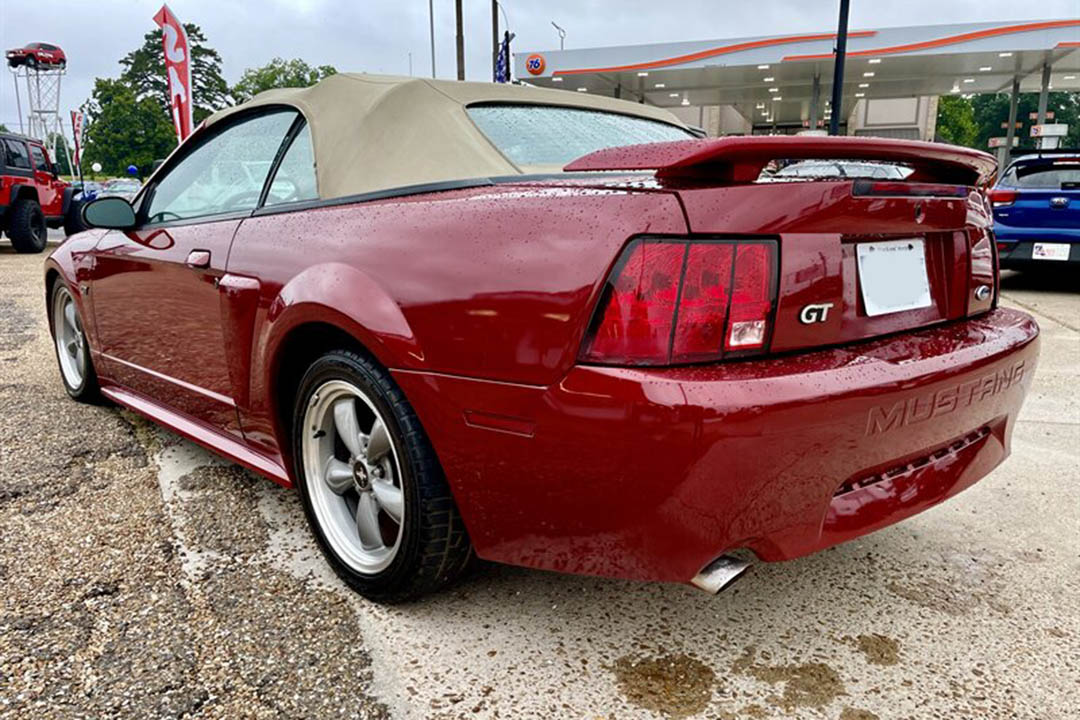 4th Image of a 2002 FORD MUSTANG GT