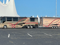 Image 3 of 17 of a 2003 PREVOST FEATHERLITE H3-45
