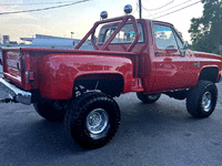 Image 4 of 10 of a 1985 CHEVROLET K10