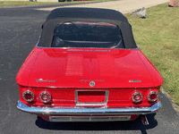 Image 14 of 25 of a 1962 CHEVROLET CORVAIR