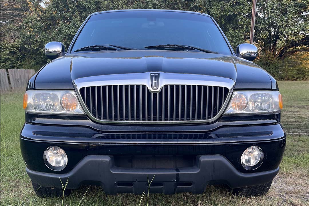 4th Image of a 2002 LINCOLN BLACKWOOD