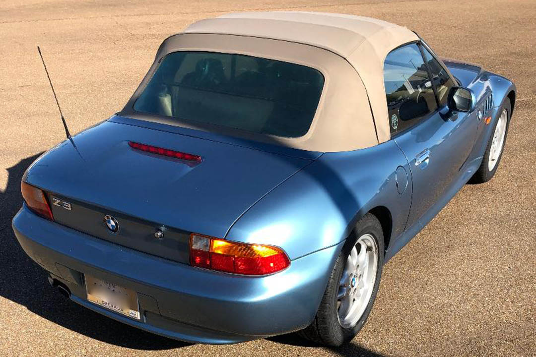 3rd Image of a 1996 BMW Z3 ROADSTER
