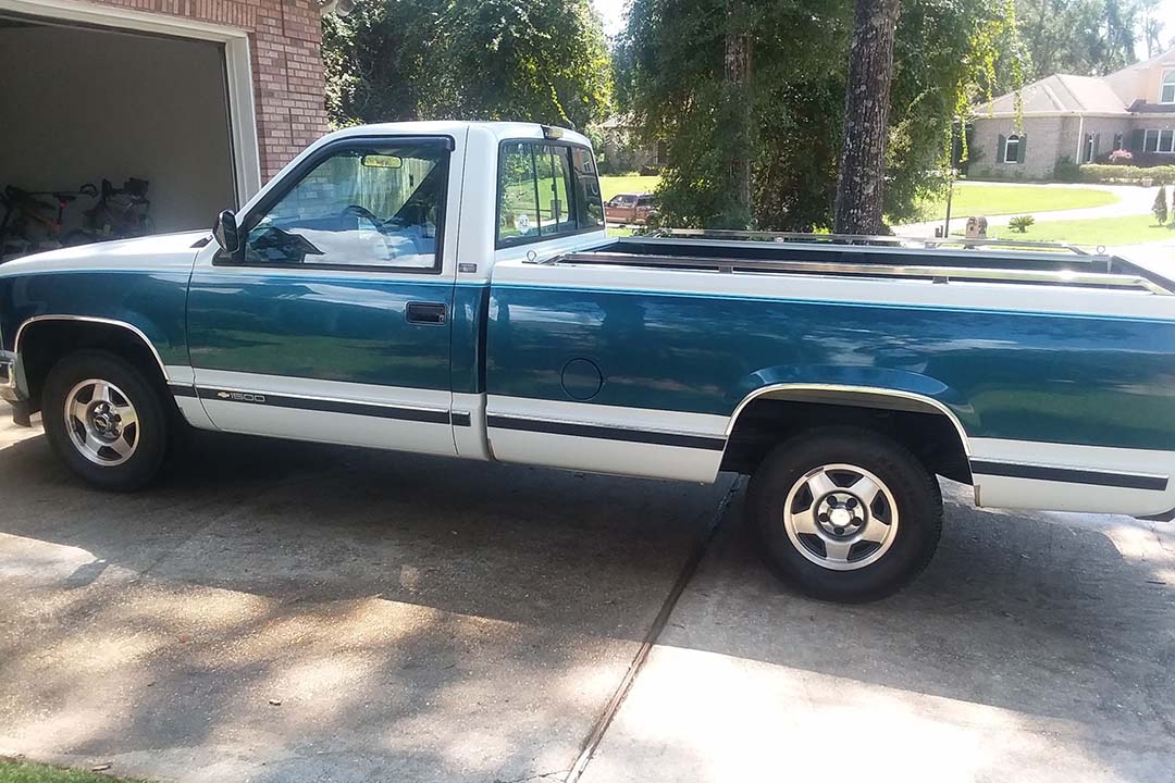 4th Image of a 1990 CHEVROLET C1500
