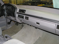 Image 9 of 16 of a 1996 FORD F-150 XLT