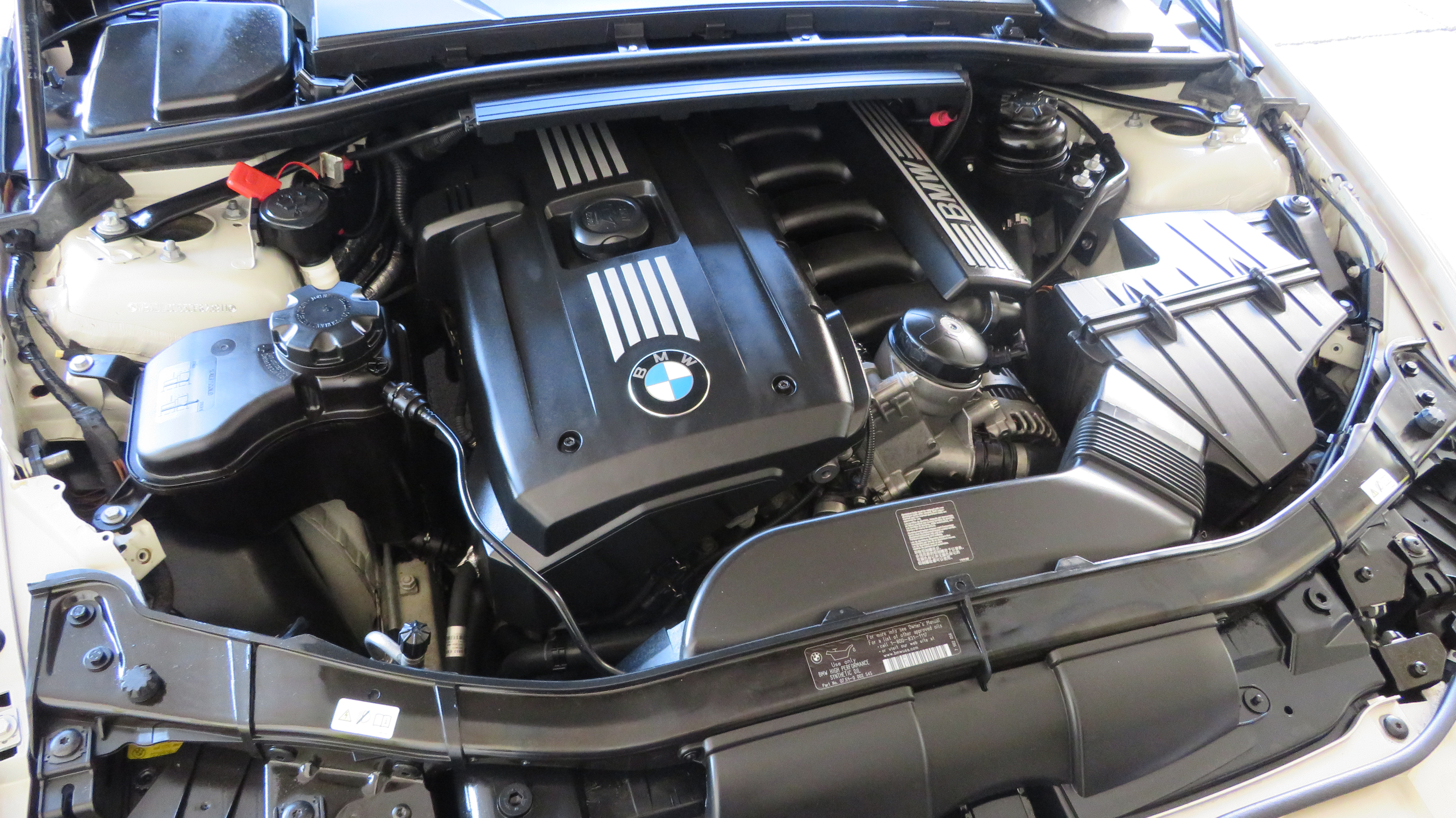 13th Image of a 2012 BMW 328I