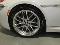 Image 12 of 13 of a 2010 BMW M6 CABRIO