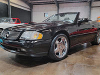 Image 2 of 22 of a 2001 MERCEDES-BENZ SL500