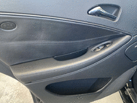 Image 21 of 44 of a 2006 MERCEDES-BENZ CLS500