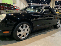 Image 5 of 30 of a 2003 FORD THUNDERBIRD