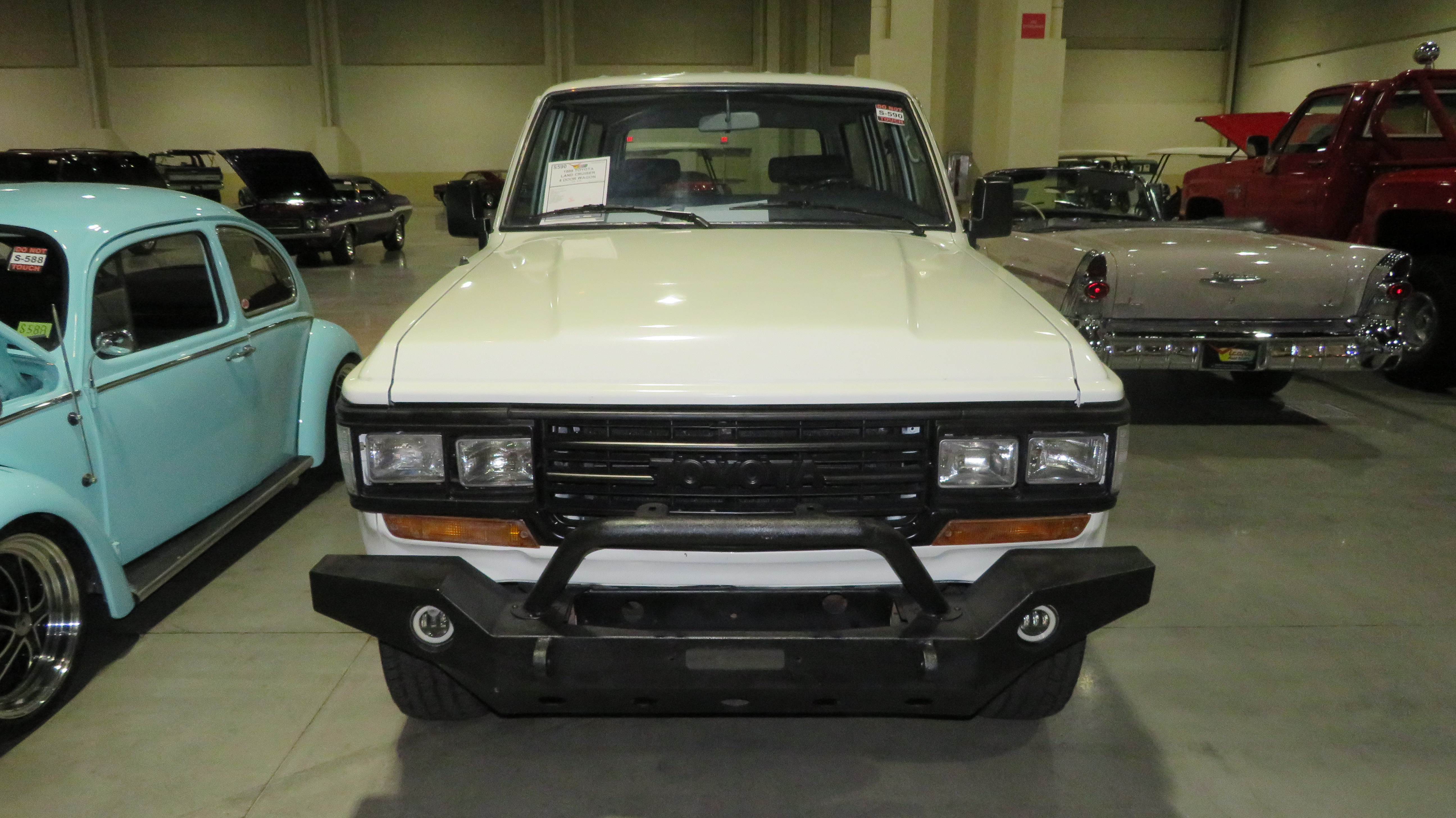 1st Image of a 1988 TOYOTA LAND CRUISER