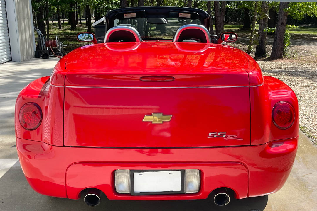 8th Image of a 2003 CHEVROLET SSR