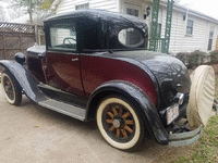 Image 4 of 8 of a 1929 PONTIAC BIG COUPE