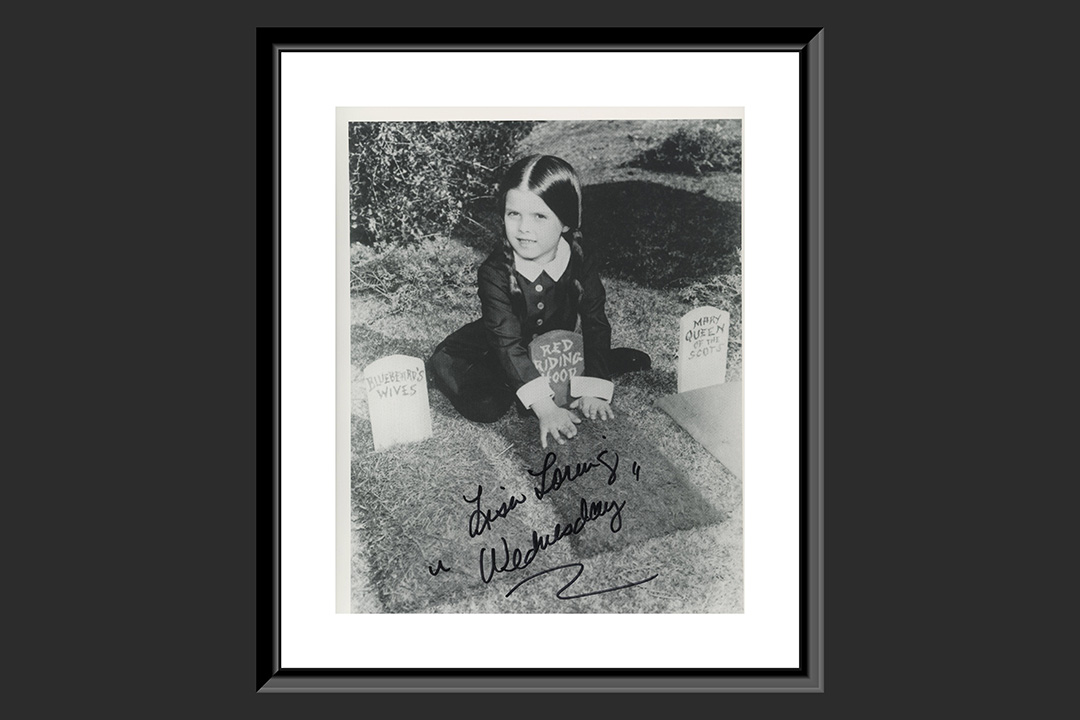 0th Image of a N/A ADDAMS FAMILY LISA LORING SIGNED