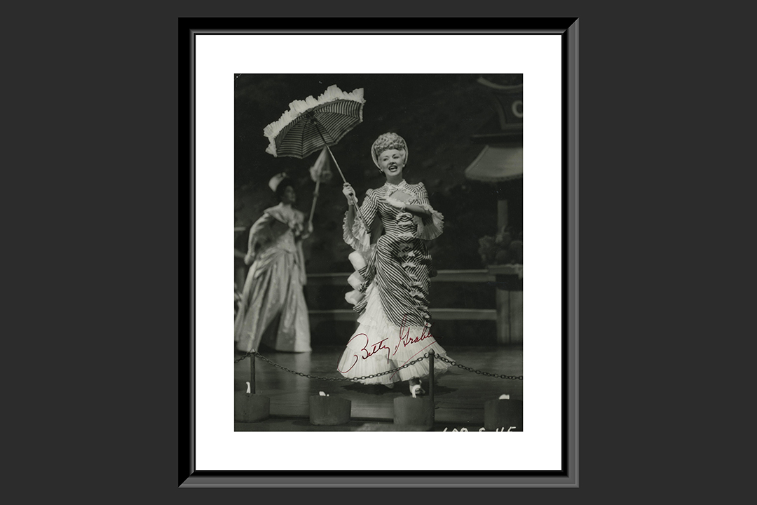 0th Image of a N/A BETTY GRABLE SIGNED PHOTO