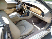 Image 11 of 16 of a 2001 JAGUAR XK8 XK