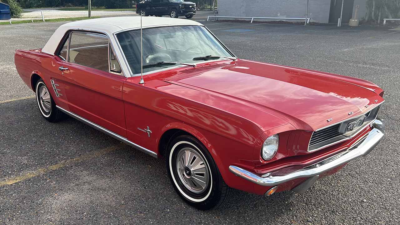 1st Image of a 1966 FORD MUSTANG