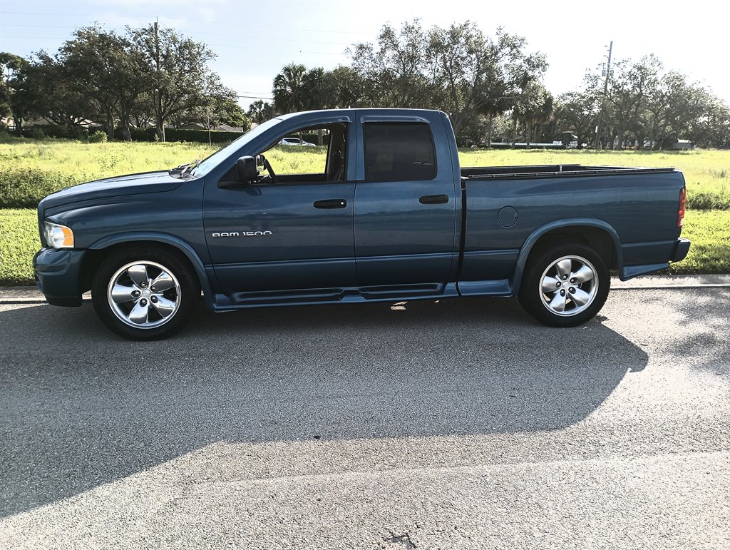 2nd Image of a 2003 DODGE RAM PICKUP 1500