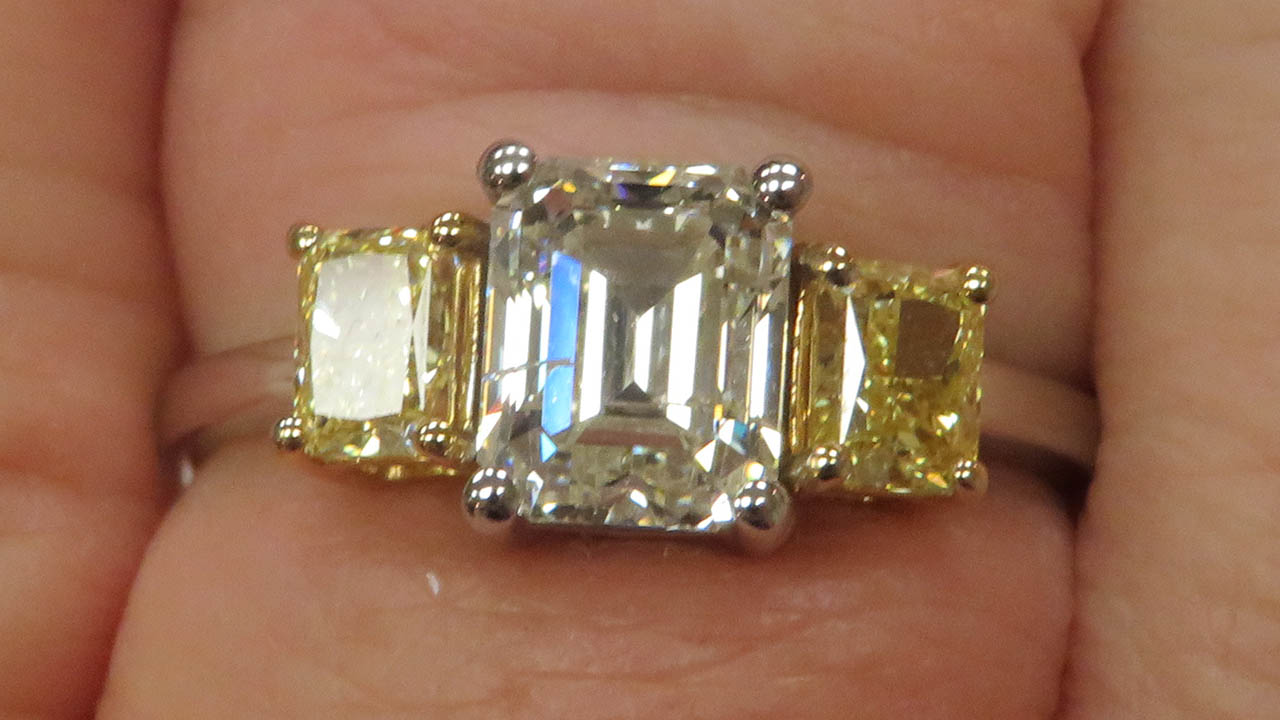 4th Image of a N/A OSCAR FRIEDMAN WHI/YEL GLD DIAMOND