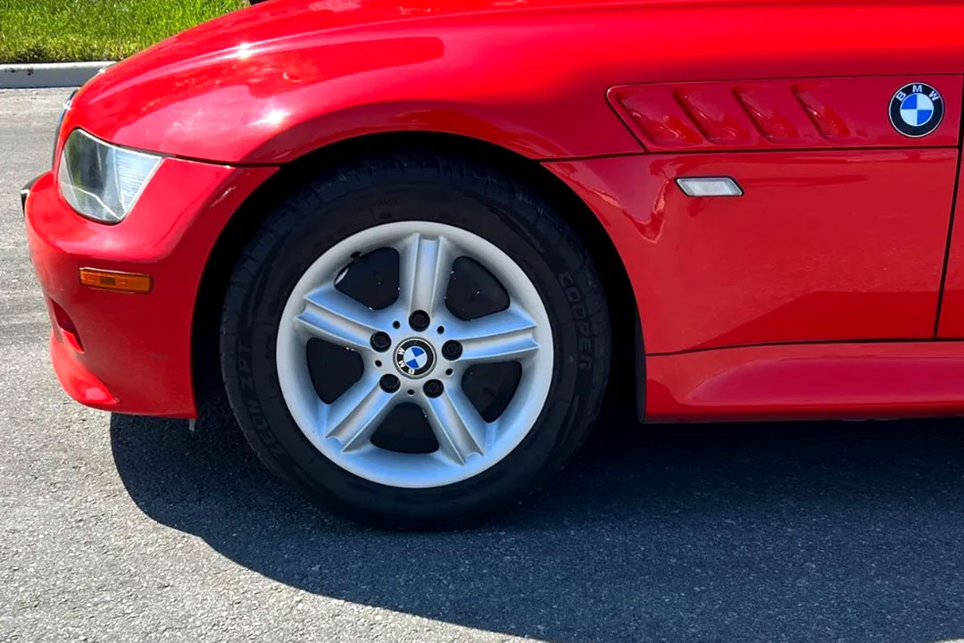 26th Image of a 2002 BMW Z3 2.5I ROADSTER