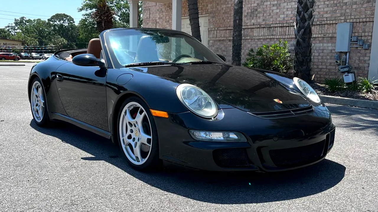 2nd Image of a 2007 PORSCHE 911 CARRERA S