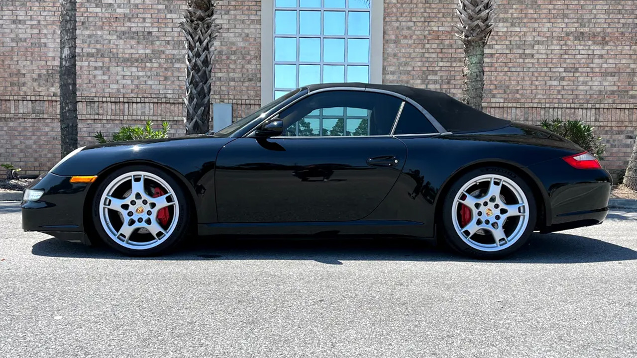 8th Image of a 2007 PORSCHE 911 CARRERA S