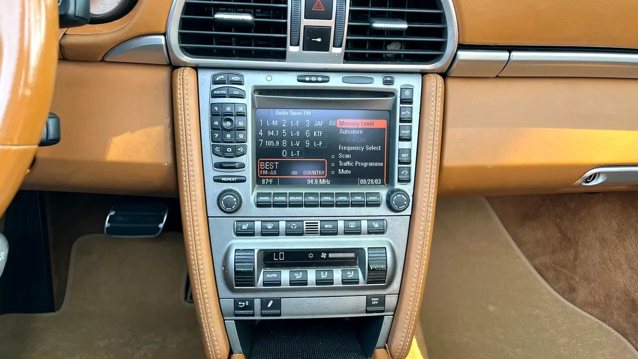 24th Image of a 2007 PORSCHE 911 CARRERA S