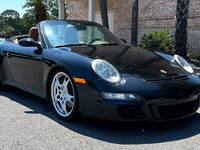 Image 3 of 26 of a 2007 PORSCHE 911 CARRERA S