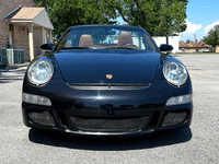 Image 12 of 26 of a 2007 PORSCHE 911 CARRERA S