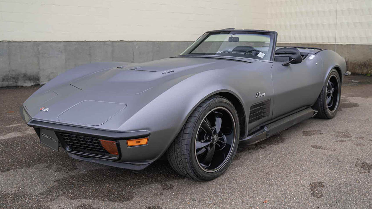 2nd Image of a 1972 CHEVROLET CORVETTE STINGRAY