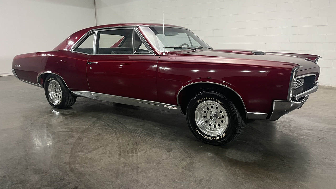 1st Image of a 1967 PONTIAC GTO