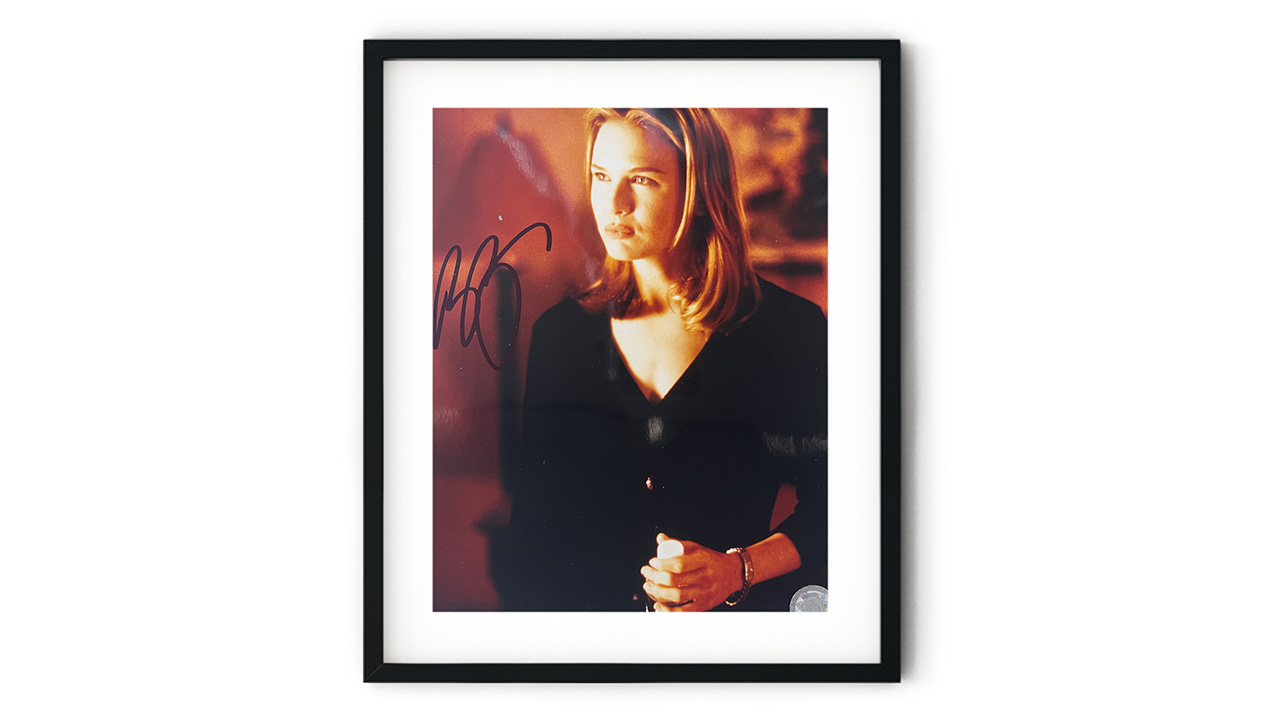 0th Image of a N/A JERRY MAGUIRE RENEE ZELLWEGER SIGNED PHOTO.