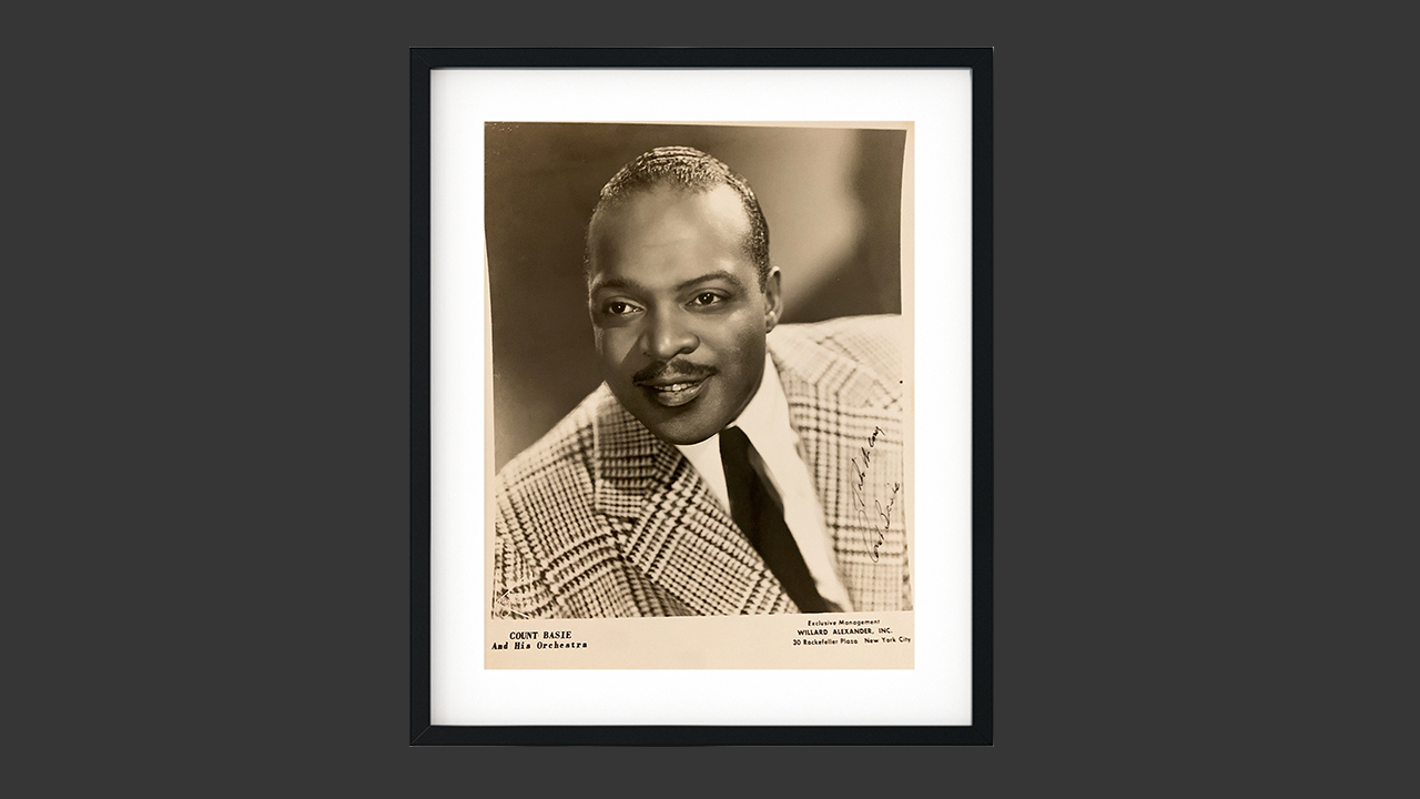 0th Image of a N/A COUNT BAISIE SIGNED PHOTO