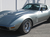 Image 2 of 11 of a 1971 CHEVROLET CORVETTE