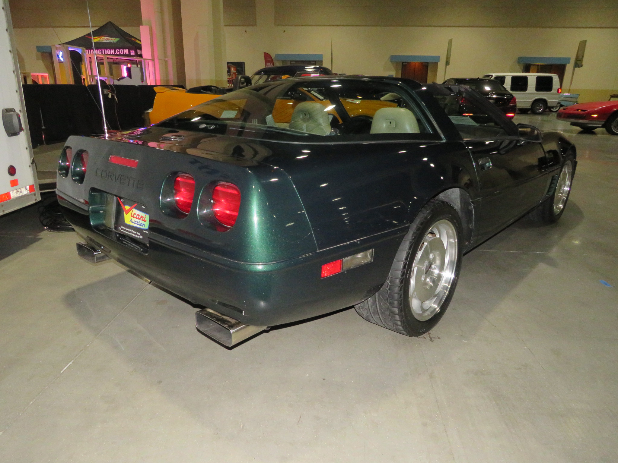 1st Image of a 1996 CHEVROLET CORVETTE